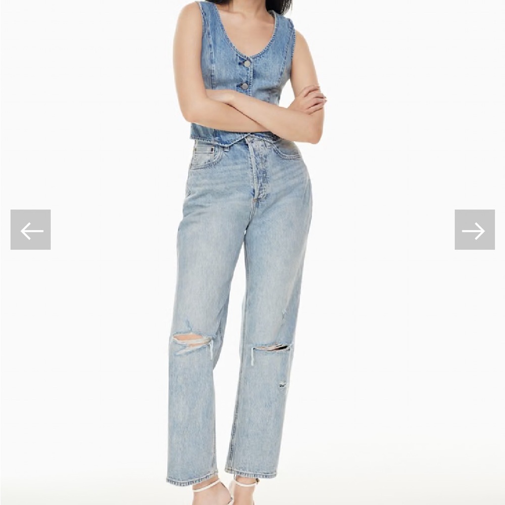Denim Forum Joni high rise loose 29L Light Blue Straight Leg Jeans- 7 years
